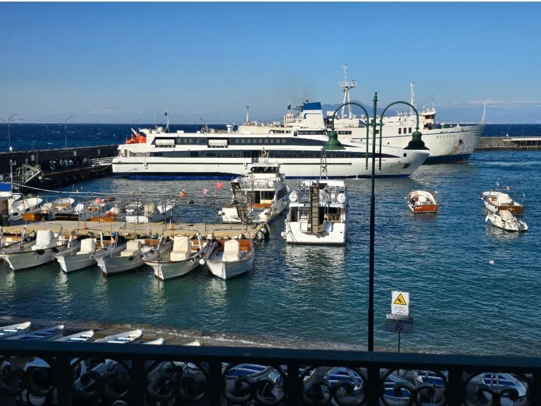 Capri Aquarium Family - Vacation Home ภายนอก รูปภาพ